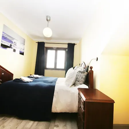 Prime Oceanfront 2 דירה